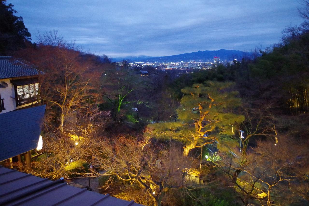 Takasaki Kannonyama Onsen Kinzanso Hotel Exterior foto